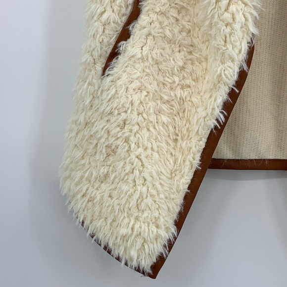 TCEC Faux Fur Vest Womens Small Sherpa Cozy soft - Picture 7 of 7